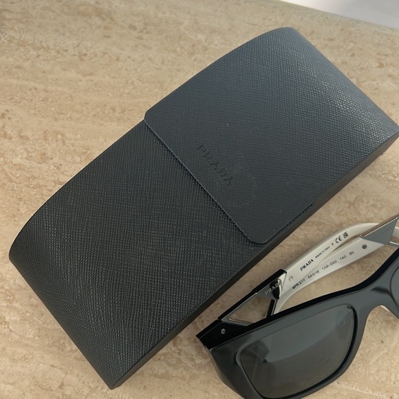 100% AUTHENTIC PRADA SYMBOLE SUNGLASSES - Picture 9 of 10